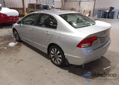 2010 Honda Civic Ex z USA, uszkodzony, nr VIN 19XFA1F87AE047027